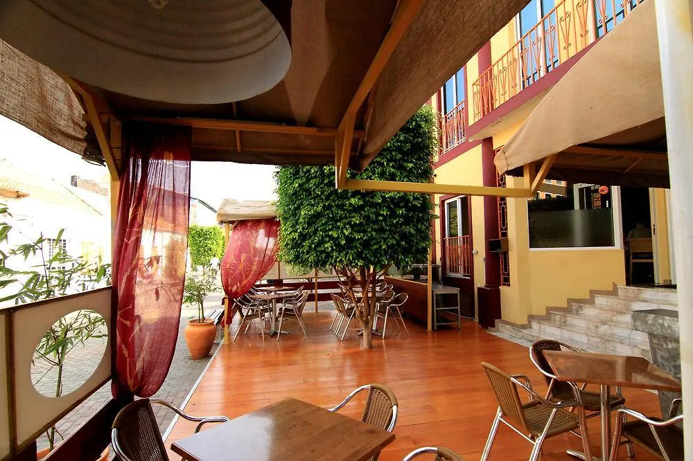 Hotel Santa Maria Praia 3*,